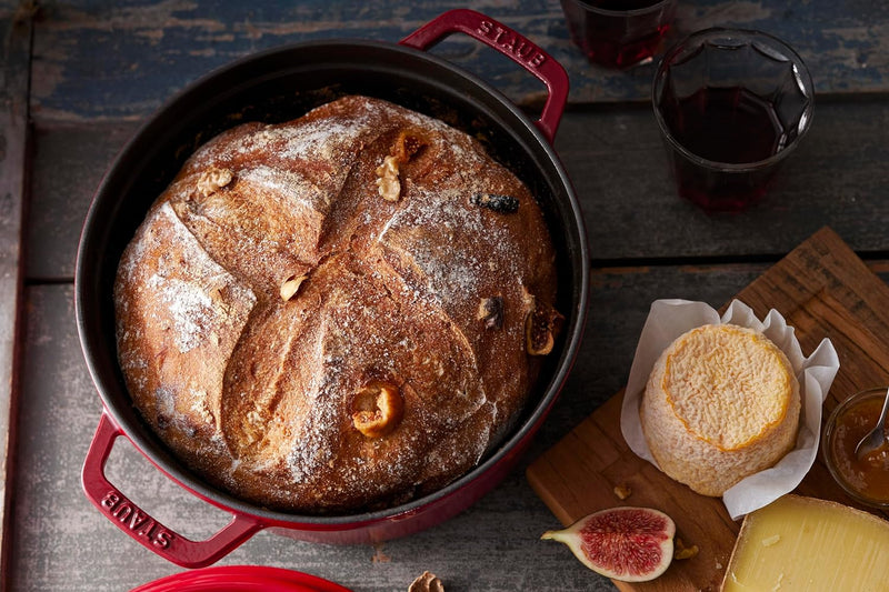 Staub Cast Iron 26cm Round Cocotte Cherry Red