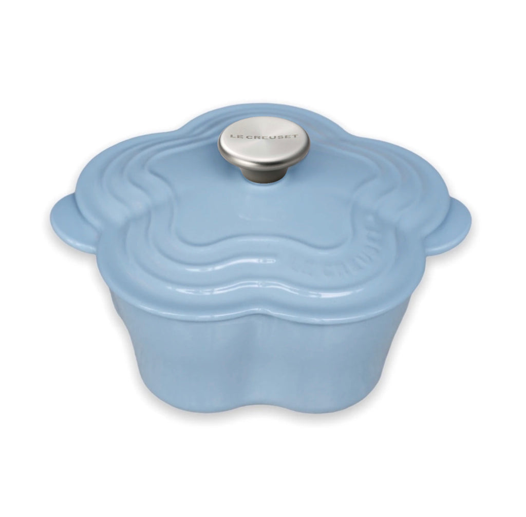 Le Creuset Cast Iron Flower Cocotte Fleur Pot Dutch Oven Blue Bell