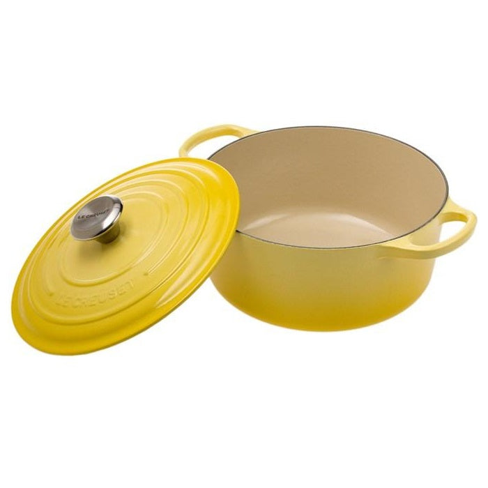 Le top Creuset Pot in Soleil